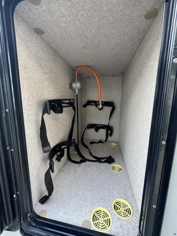 Forster-Reisemobile FT 669 EBN