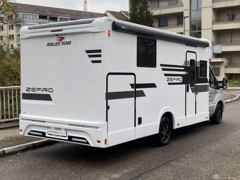 Roller Team Zefiro 267 TL, Ford 165PS Automat