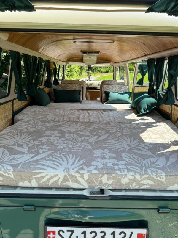 Volkswagen VW T1 Deluxe