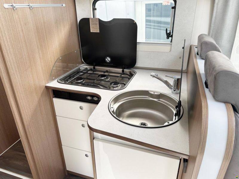 Carado I 447 2.2 MJ AUTOMAT