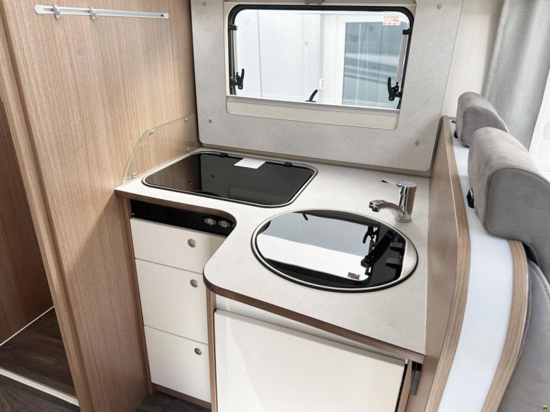 Carado I 447 2.2 MJ AUTOMAT