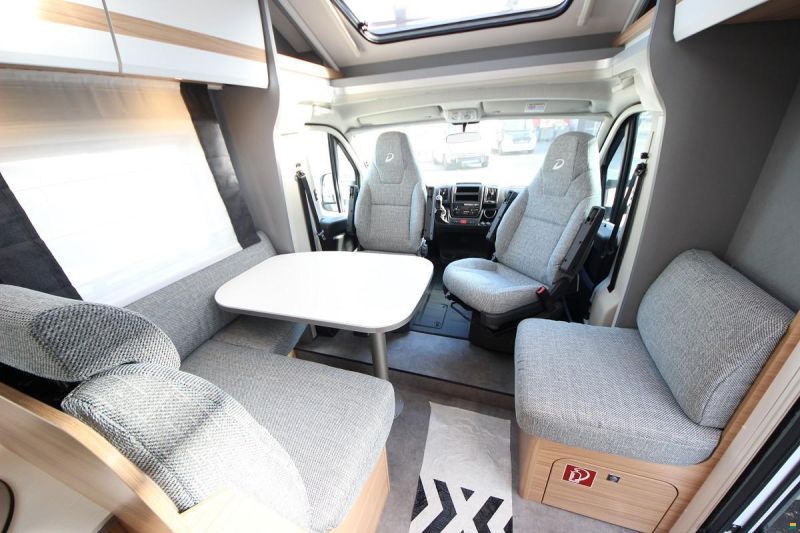 Dethleffs Just 90 T 7052 DBM