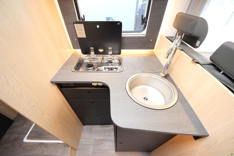 Sunlight T 690L Adventure Edition