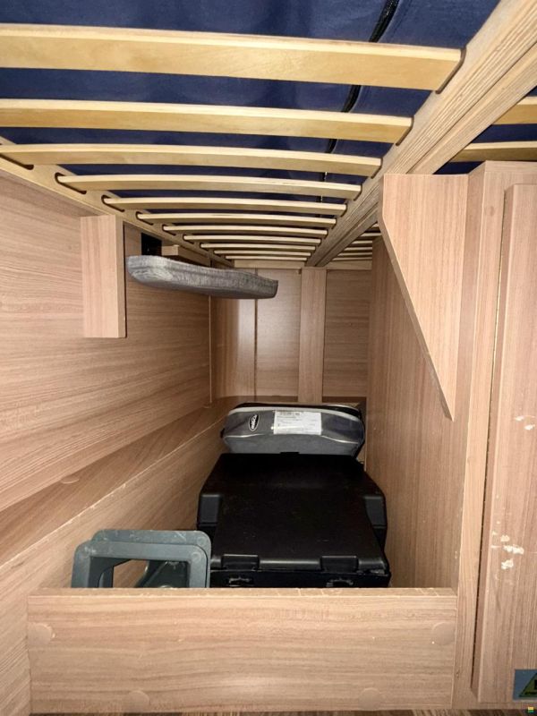 Knaus Sky Wave 650 MF - Hubbett