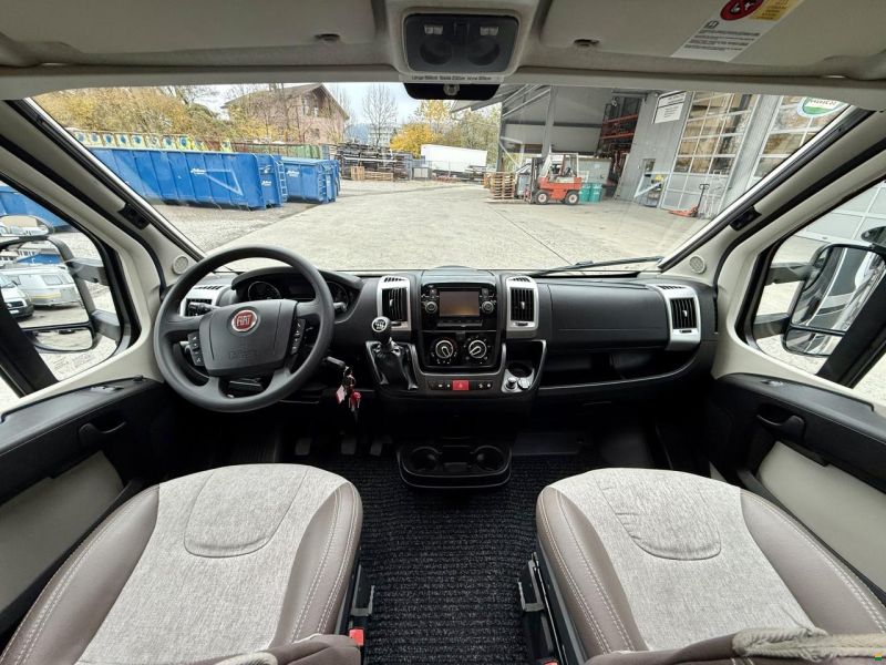 Knaus Sky Wave 650 MF - Hubbett