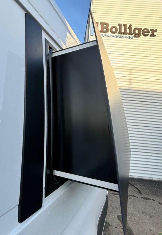 Pössl Roadstar X 1st Serie