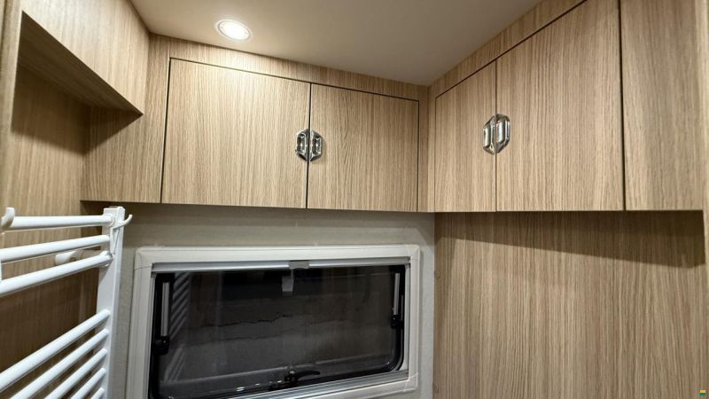 Niesmann-Bischoff Flair 920 EK