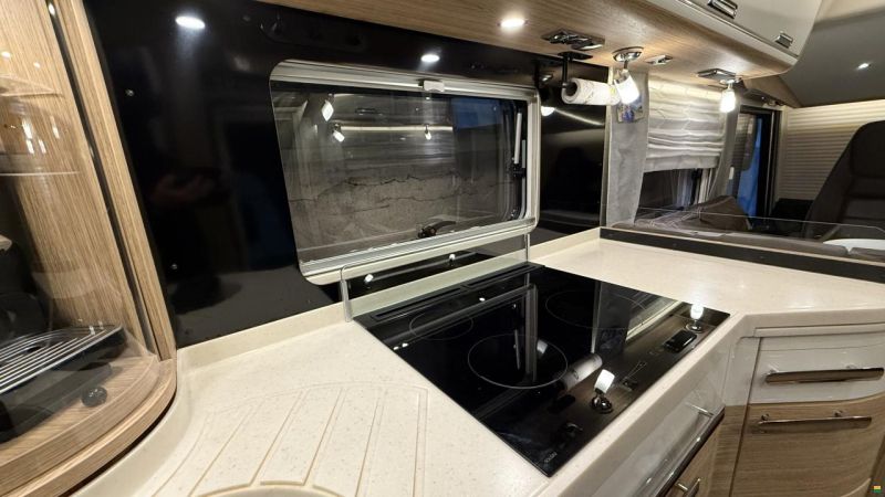 Niesmann-Bischoff Flair 920 EK