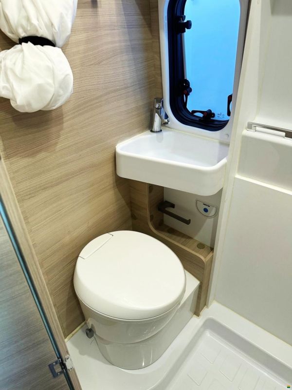 Forster-Reisemobile FV 599 HB 2.3 9G-AUTOMAT 160MJ