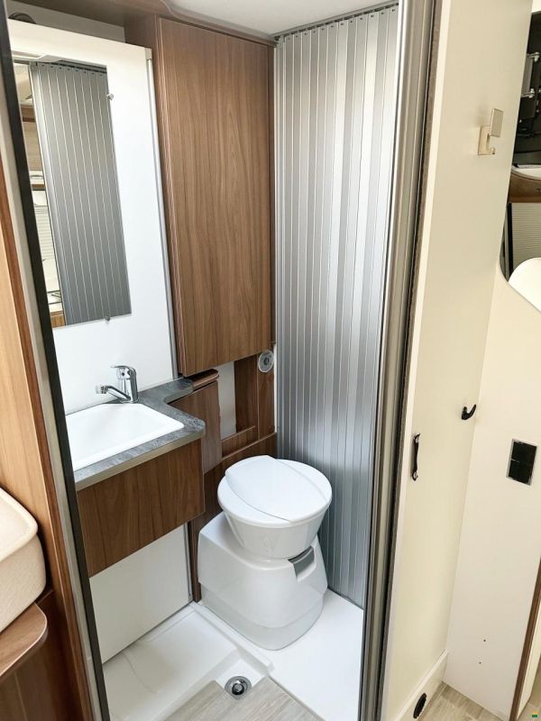 Pilote GALAXY G 650 GJ ESSENTIEL 2.3 MJ150