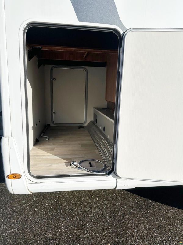 Pilote GALAXY G 650 GJ ESSENTIEL 2.3 MJ150