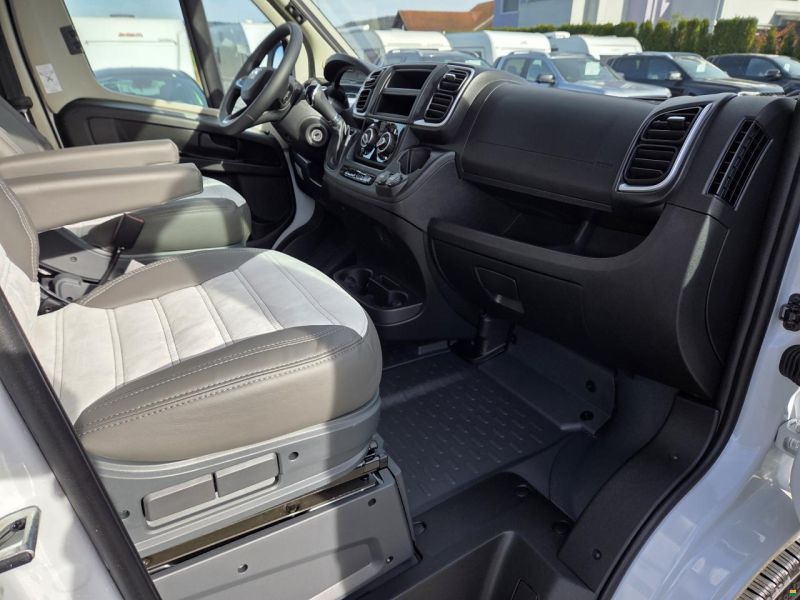 Sunlight T67S Adventure Edition