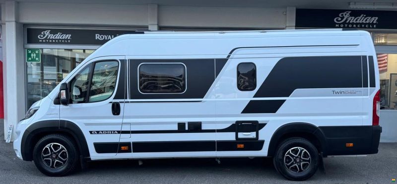 Adria Twin 640 SPB Family Supreme