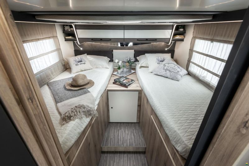 Elnagh T-Loft 529 / 2026