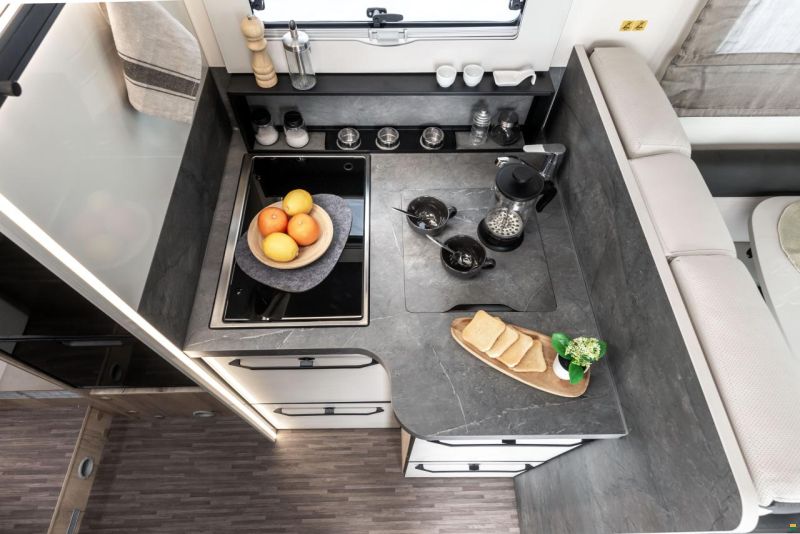 Elnagh T-Loft 529 / 2026