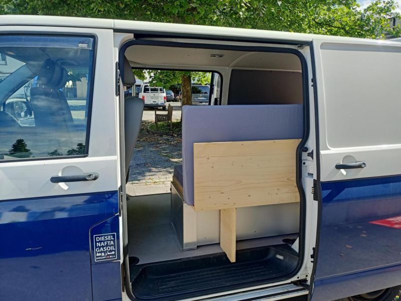 Volkswagen VW T5.1 2.0 TDI 140PS 4X4 SPORT CAMPER