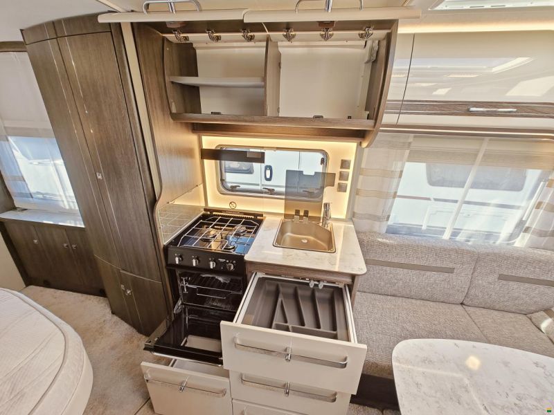 Fendt DIAMANT 560 SD - Klima - Solar - Markise