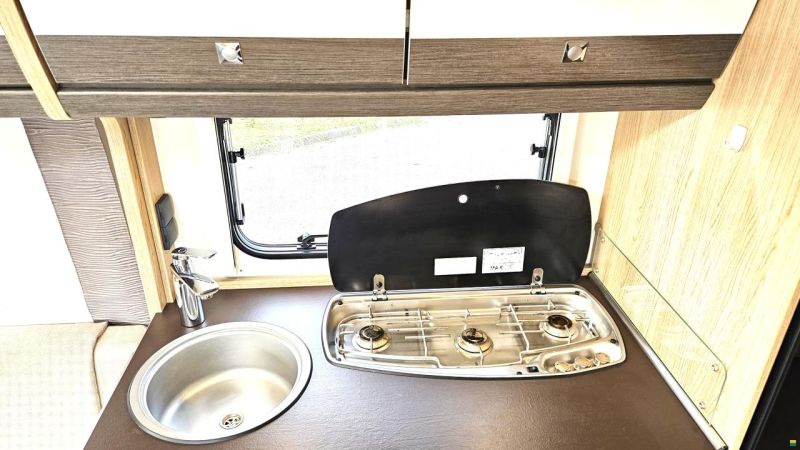 Bürstner Averso 490 TS