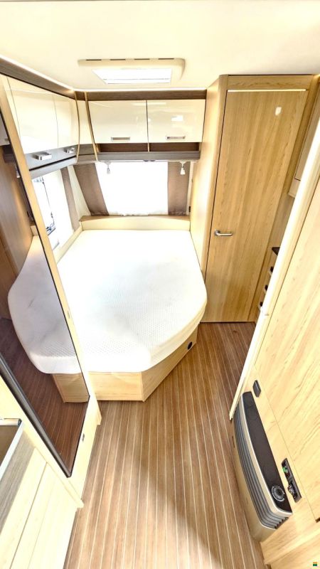 Bürstner Averso 490 TS