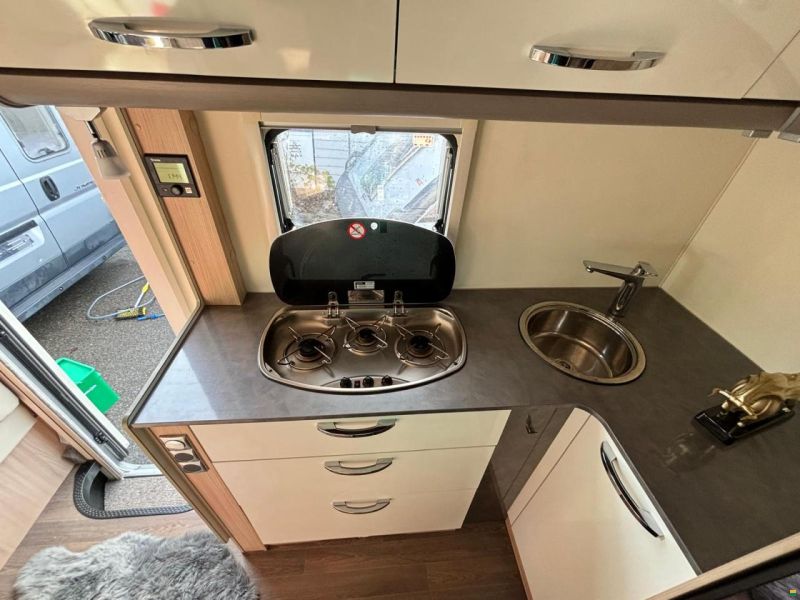 Bürstner Lyseo BT 5863