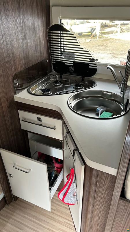 Benimar Tessoro 495 Northautokapp