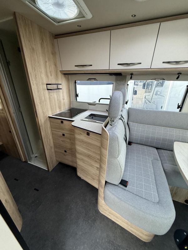 Eura Mobil Integra Line IL 720 EB
