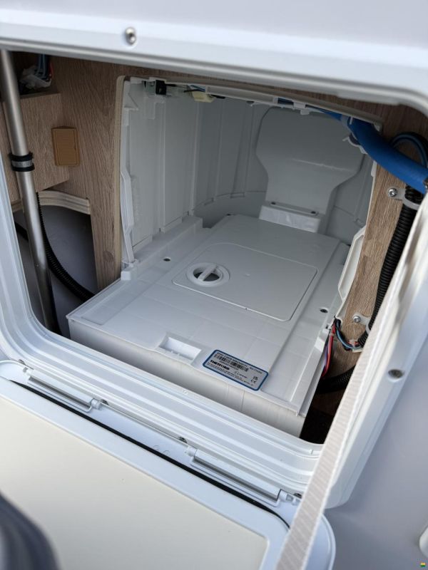 Eura Mobil Integra Line IL 720 EB