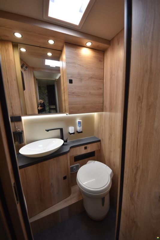 Eura Mobil Profila T 726 EF Freestyle