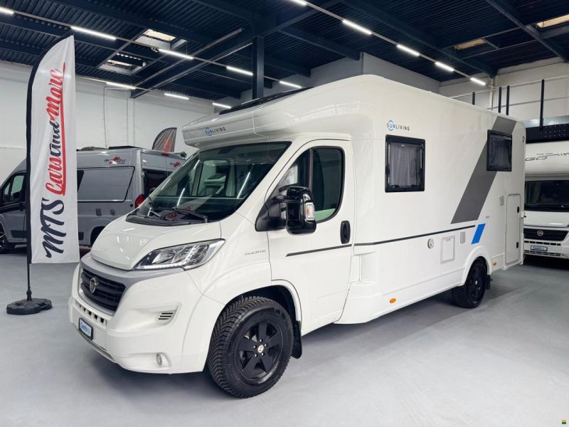 Adria S65L TEILIN.AUTOMAT.LÄNGSBETT