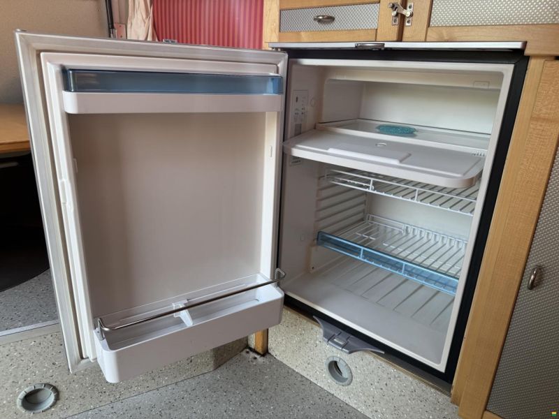 bimobil Nissan Navara mit Wohnkabine