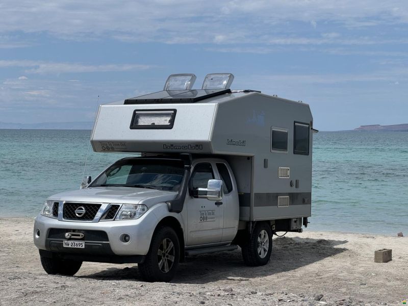 bimobil Nissan Navara mit Wohnkabine
