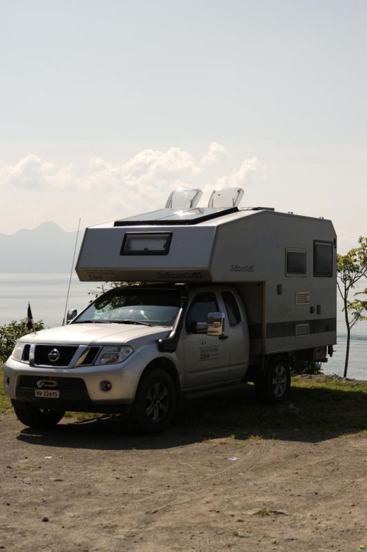 bimobil Nissan Navara mit Wohnkabine
