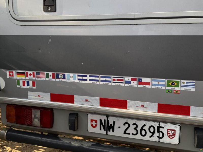 bimobil Nissan Navara mit Wohnkabine