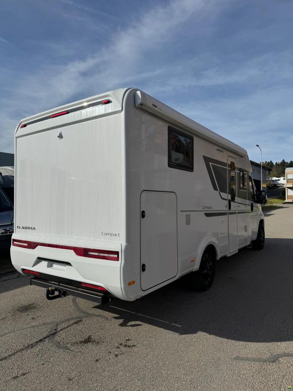 Adria Compact DL