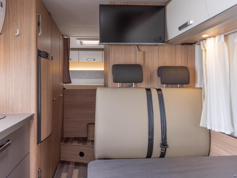 Weinsberg CaraHome 700 DG