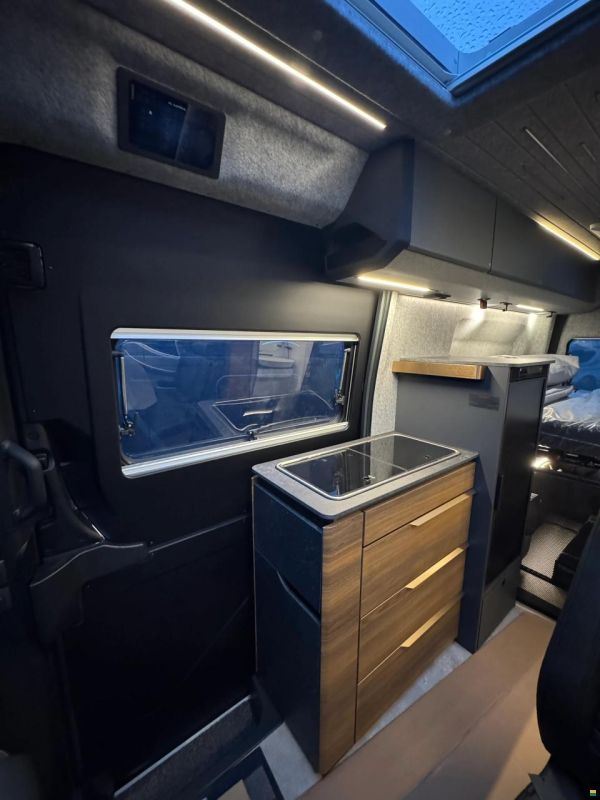 Mercedes Benz Supertwin MB 600 SPB