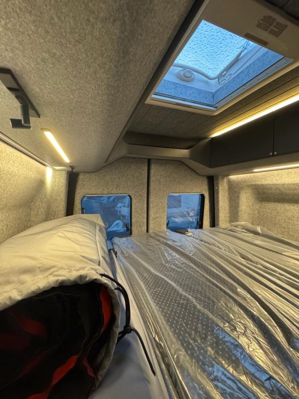 Mercedes Benz Supertwin MB 600 SPB