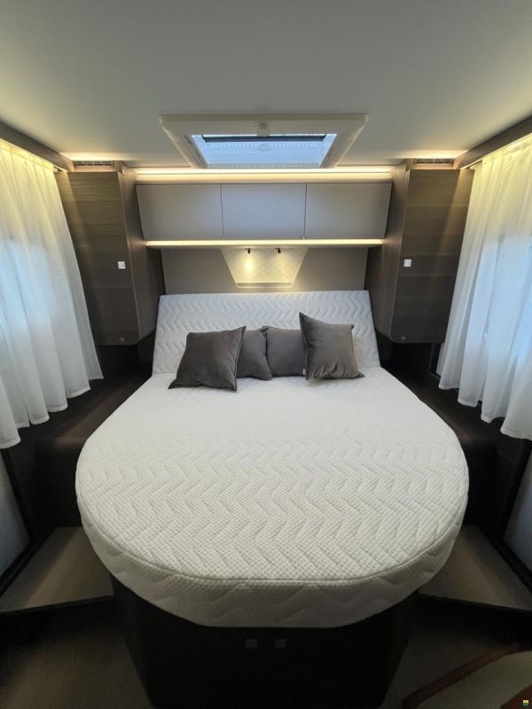 Adria Matrix Supreme 670 DC