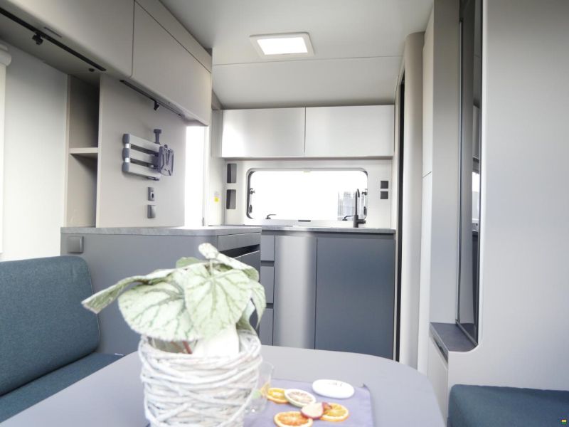 Adria Action Sports 391 LH - 2026