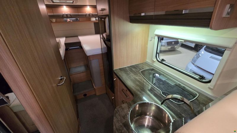 Knaus Sky Wave 700 MEG / Celebration