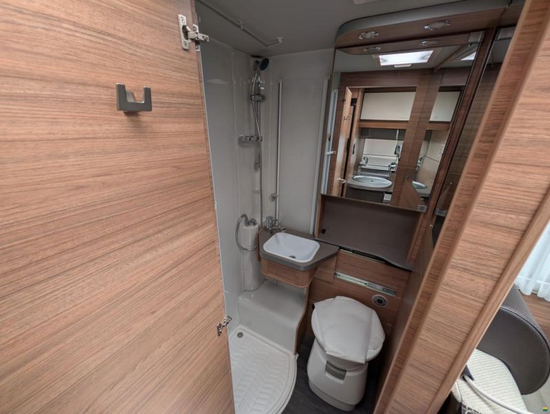 Weinsberg CaraCompact MB 640 MEG Edition Pepper