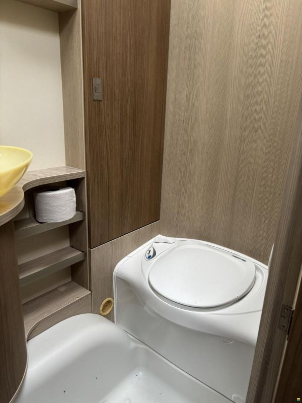 Bürstner AVERSO 440TH PLUS