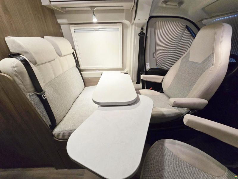 Carado CVE 540 2.2 HUBDACH AUTOMAT MJ