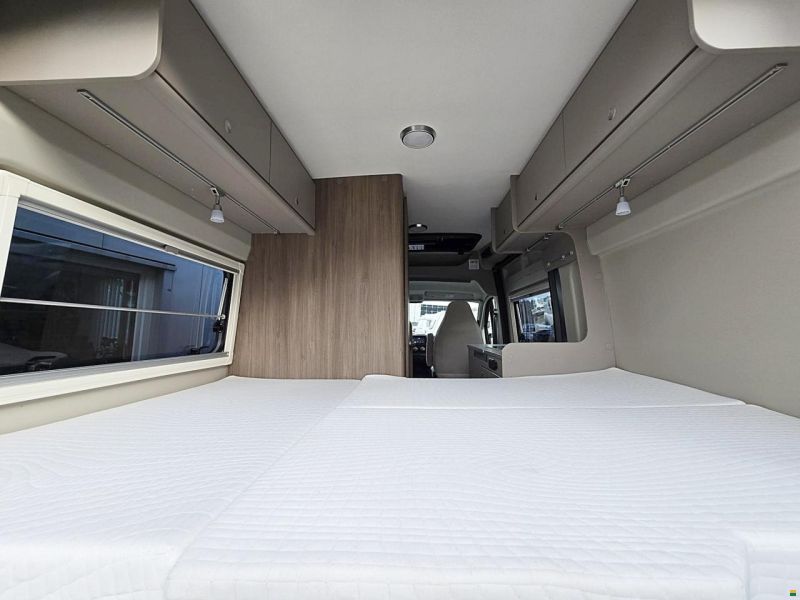 Carado CVE 540 2.2 HUBDACH AUTOMAT MJ