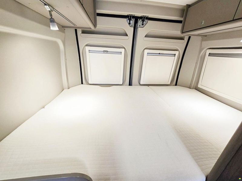 Carado CVE 540 2.2 HUBDACH AUTOMAT MJ