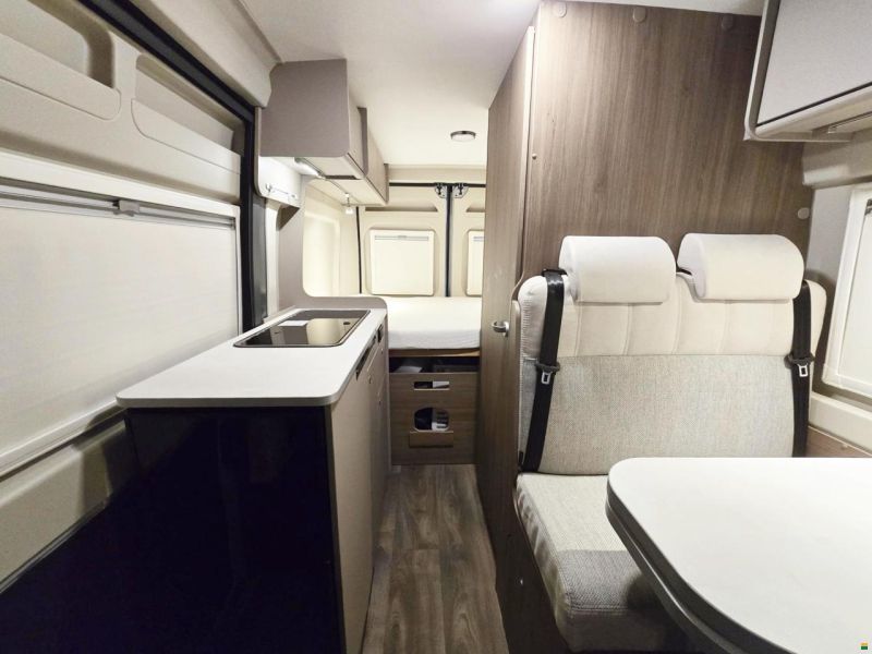 Carado CVE 540 2.2 HUBDACH AUTOMAT MJ