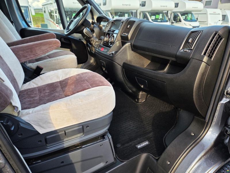 Adria Coral Supreme S 670 SL