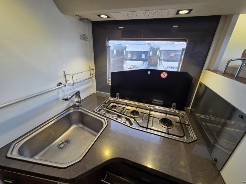 Adria Coral Supreme S 670 SL