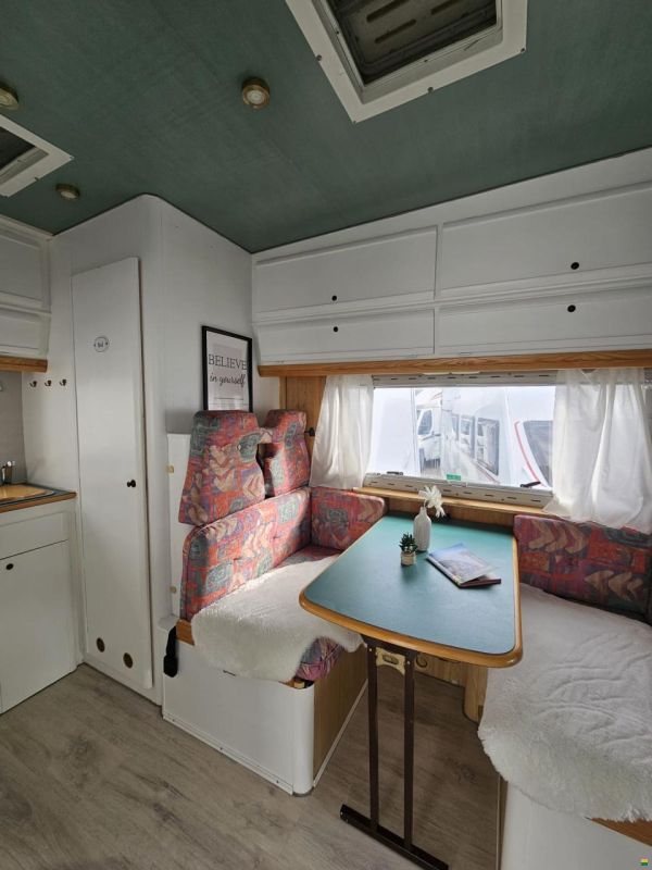 Mobilvetta Alkoven 6m, gepflegtes Wohnmobil!