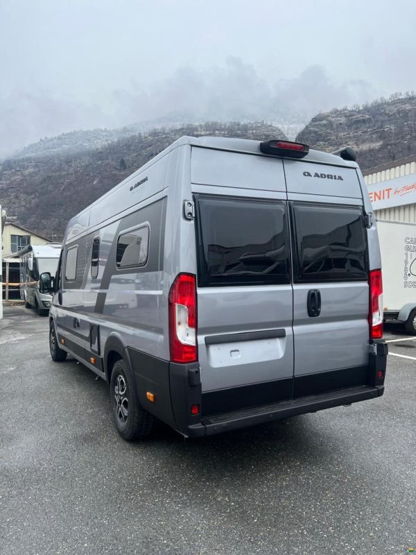 Adria Twin 60Y 640 SLB